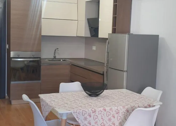 Lajlas Sea View Apartment